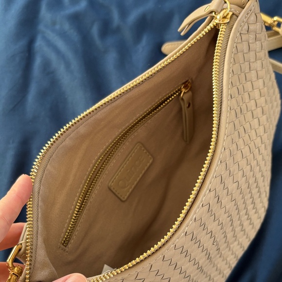 NWOT Quince Taupe Woven Crossbody Bag - Picture 6 of 8